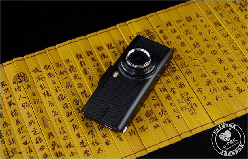 24小时待机行车记录仪