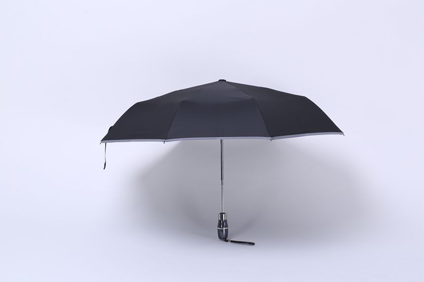 弹击式汽车安全伞